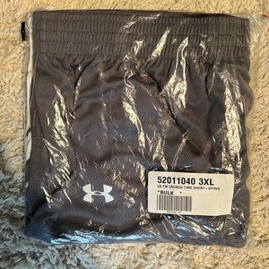 Men’s brand new under armour shorts